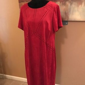 Avenue - Dress 18/20 Red